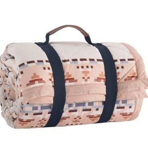 PENDLETON Painted Hills Roll Up Throw Blanket
